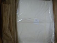 *19 Ivory Polycotton 132" Round Tablecloths