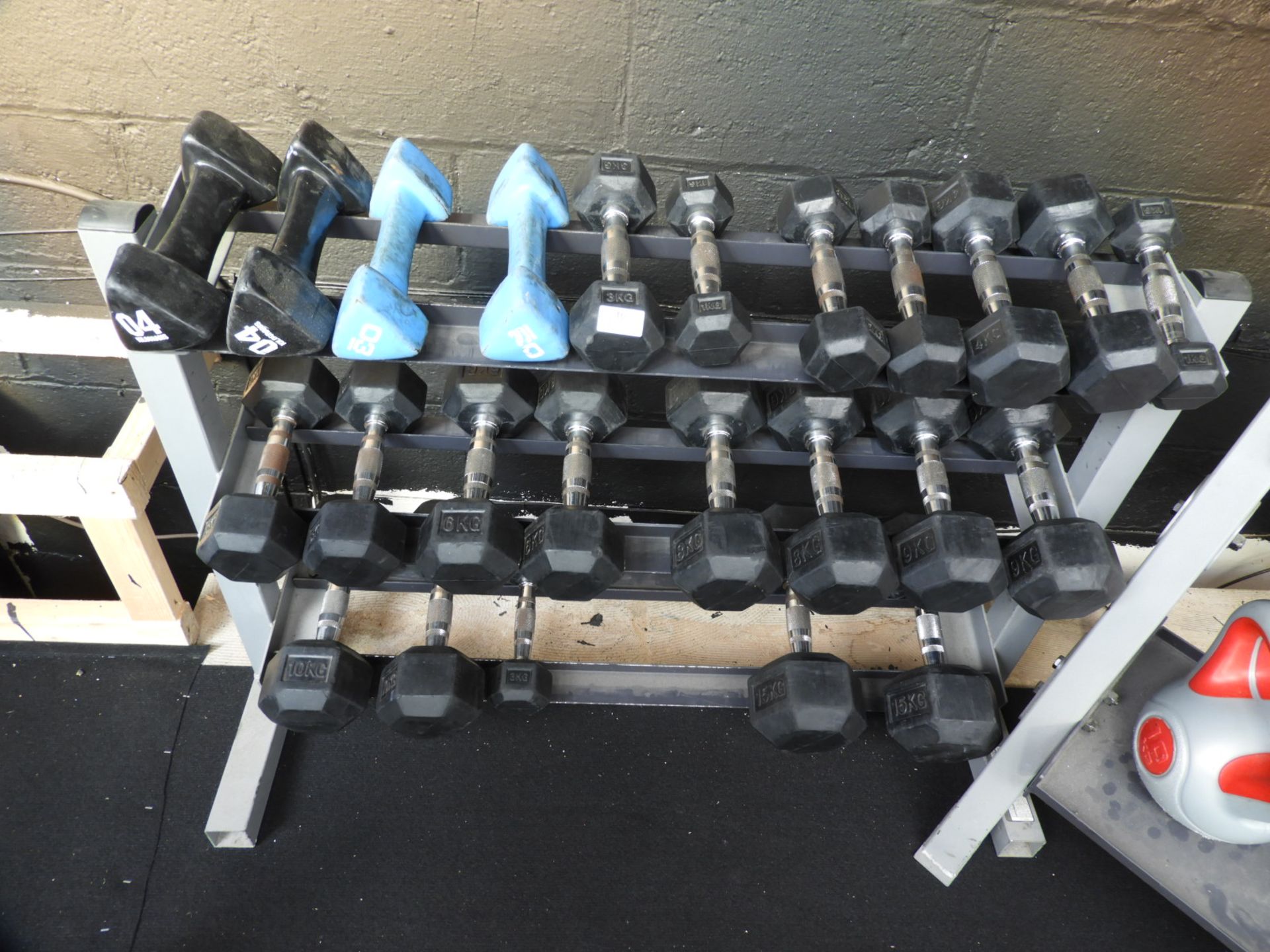 Set of 12 Dumbells on Rack 1kg - 15kg