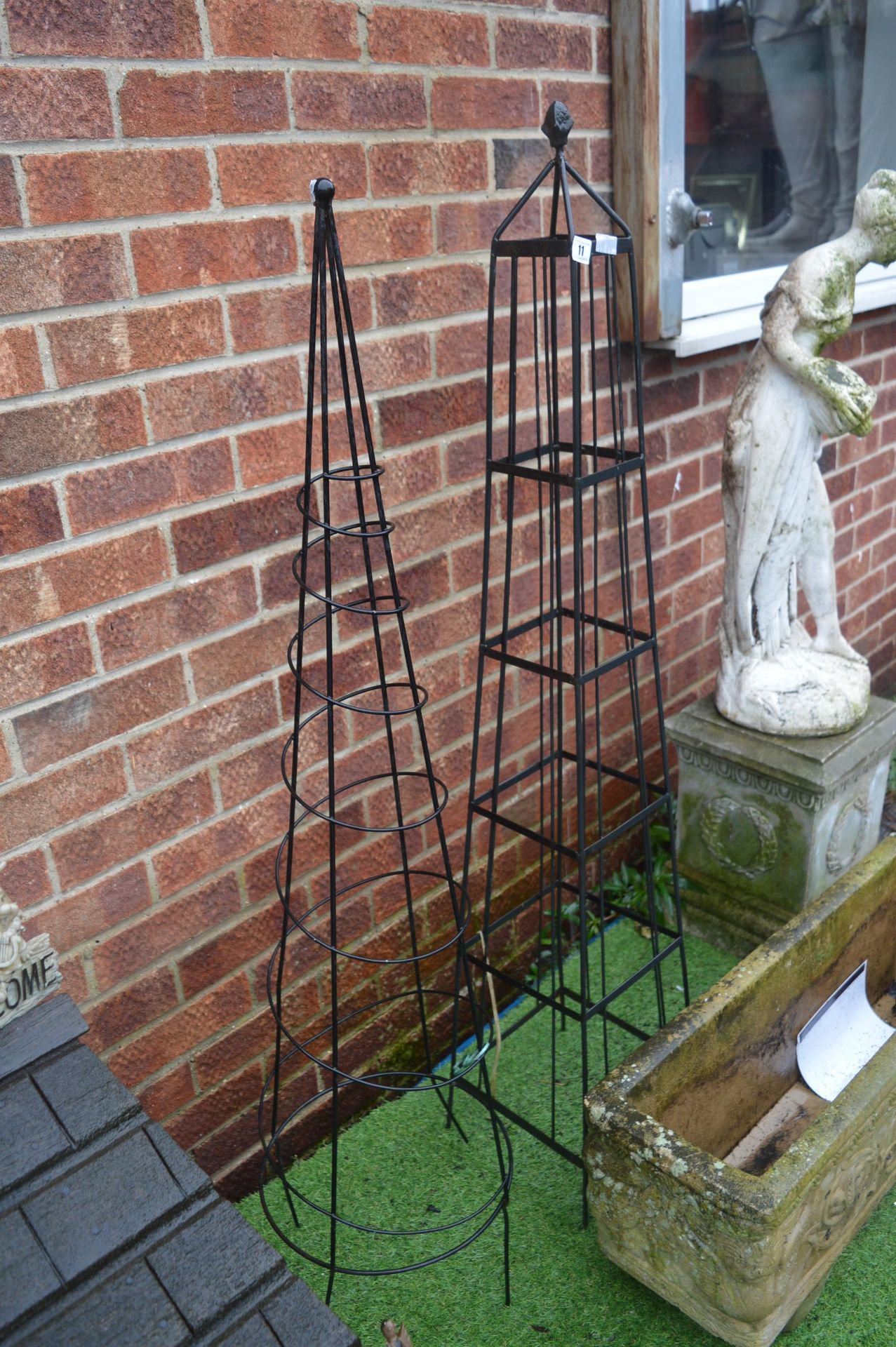 Two Wire Garden Plant Trainer