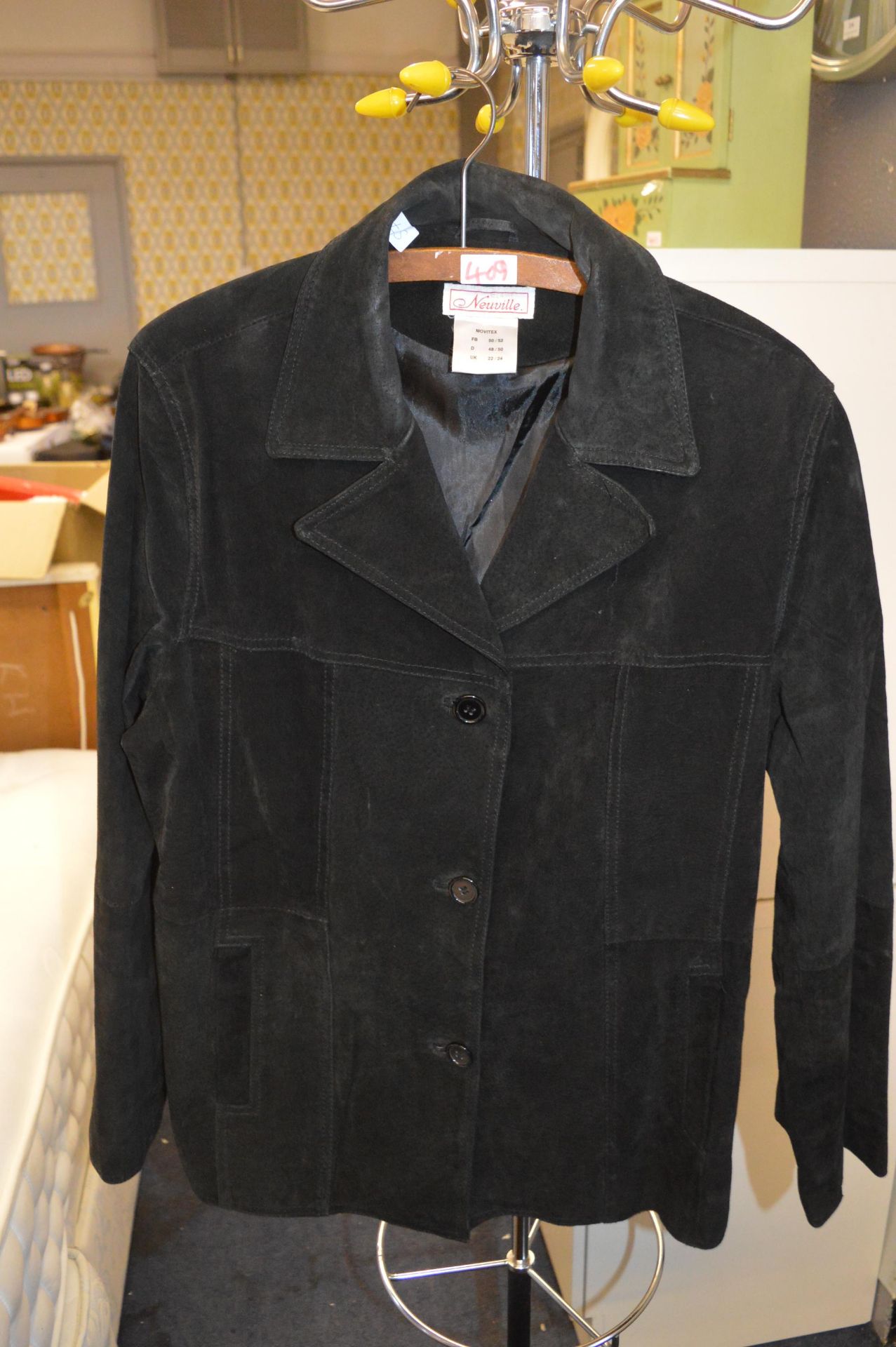 Ladies Suede Leather Jacket Size: 22