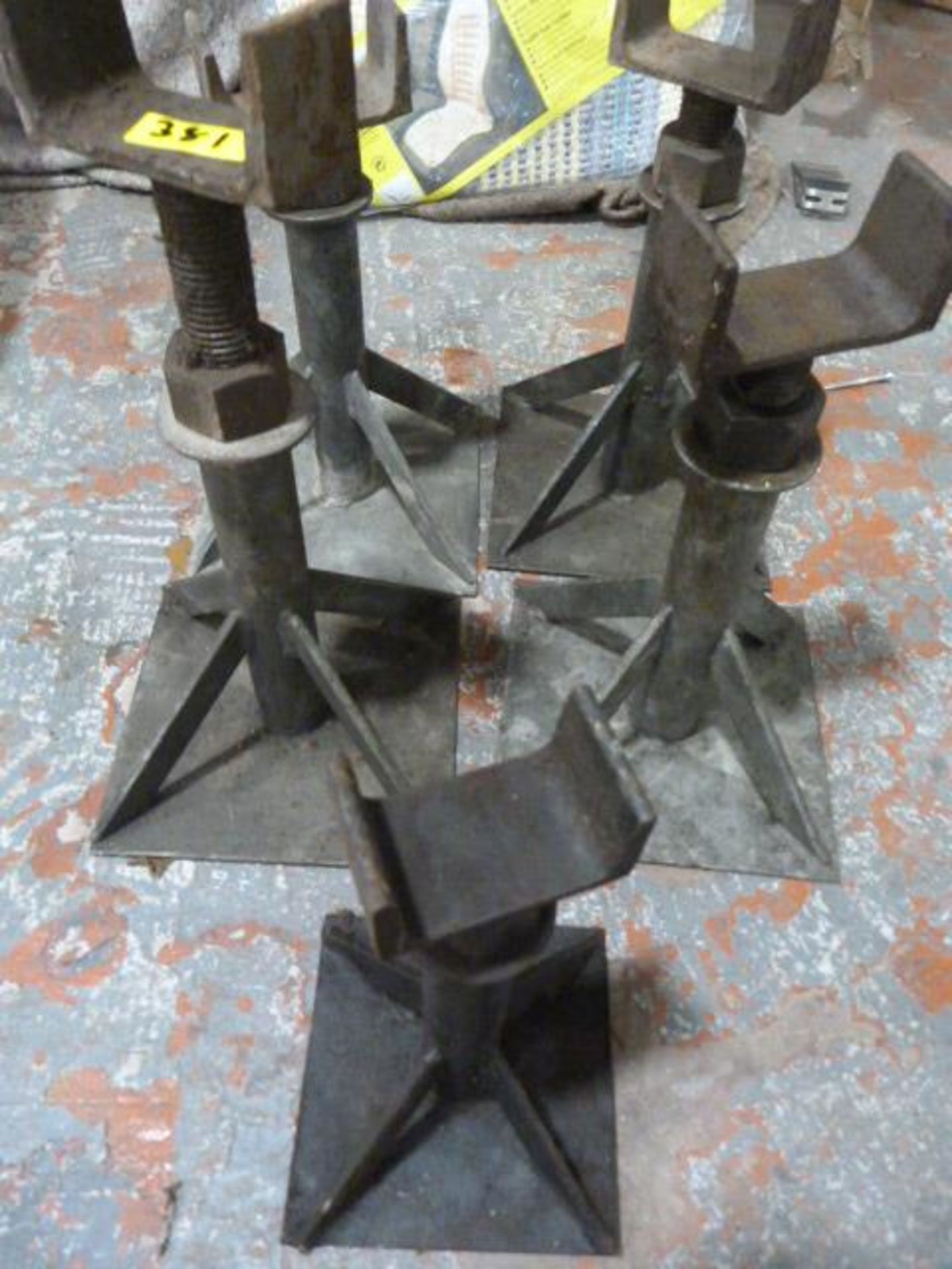 Five Adjustable Axle Stands