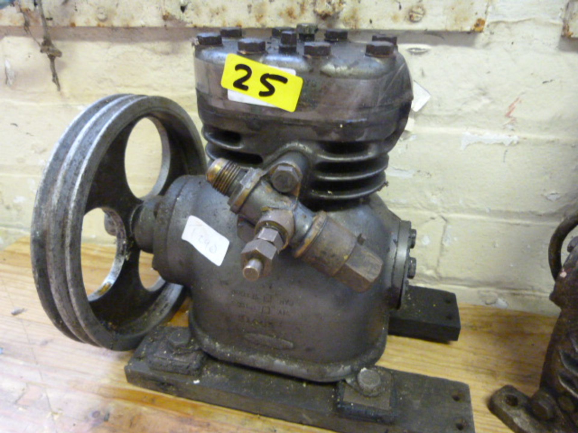 Z42968 Motor