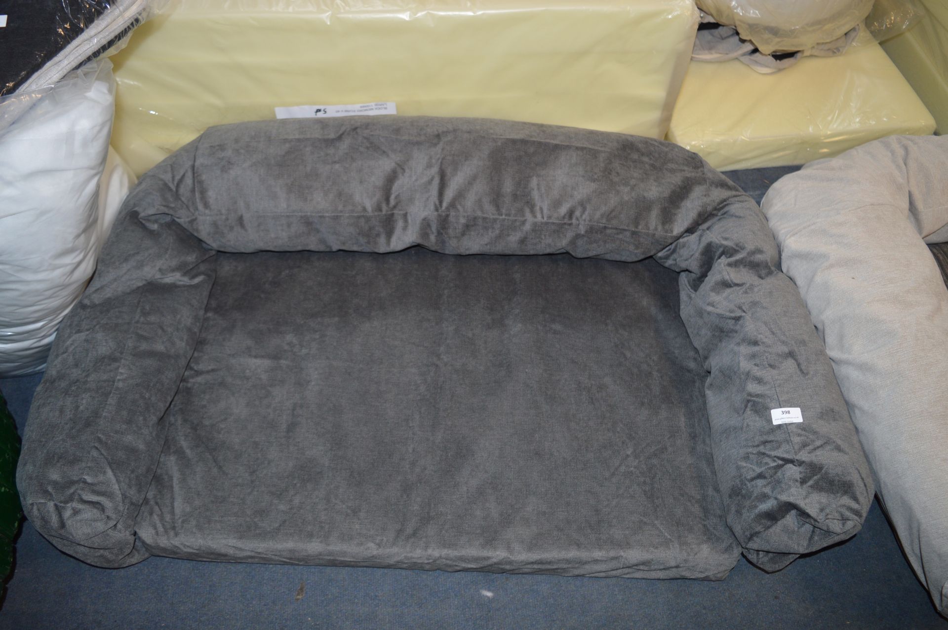 *Silentnight Dog Bed (Grey) Size: Medium - Image 2 of 2