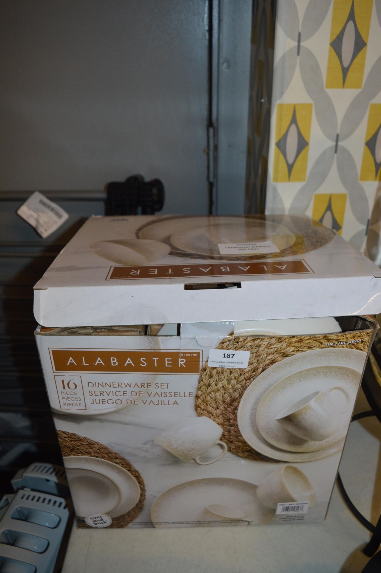 *Alabaster 16pc Dinnerware Set