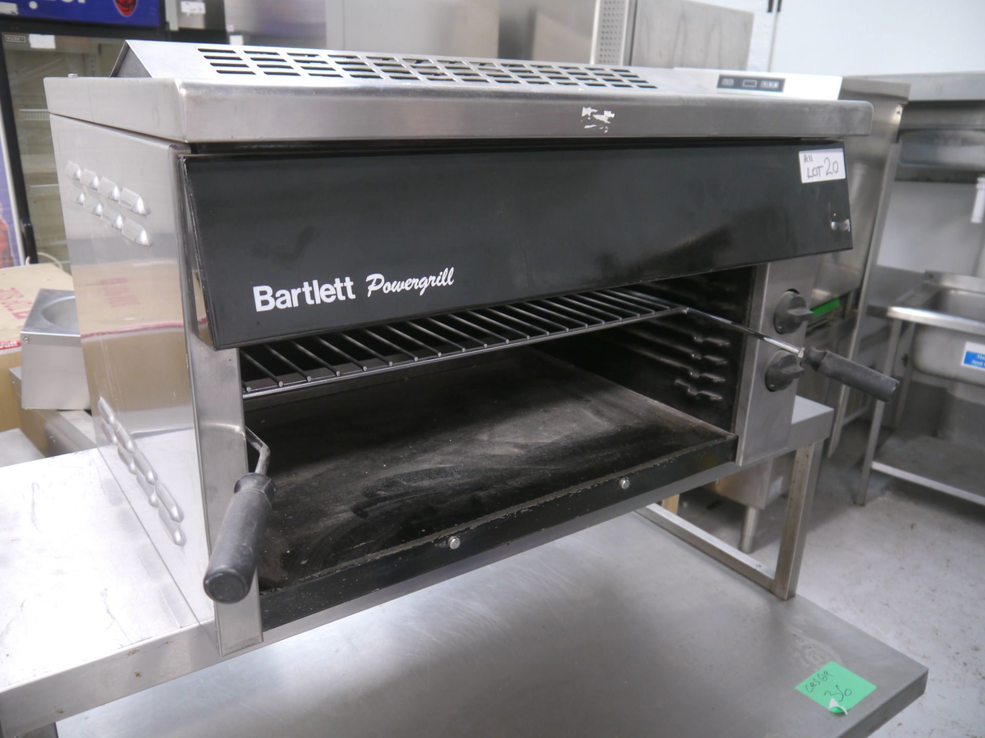 *Bartlett:Powergrill Salamander gas grill 800 x 500 x 850