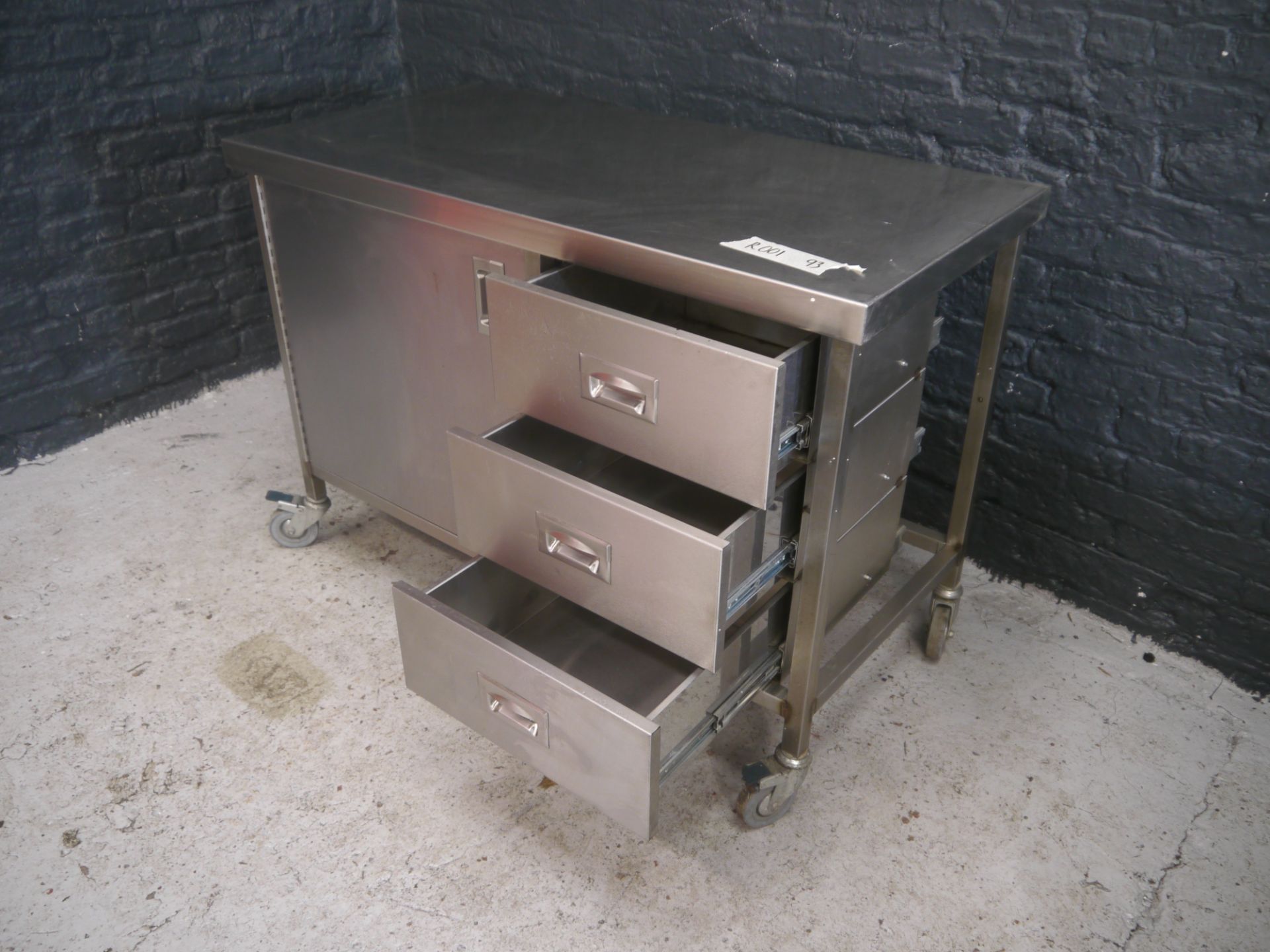 * Mobile Cupboard Mobile prep table / cupboard with drawers on castors in good condition. 1200 x 600