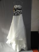 *Black & White Wedding Dress Size: 8