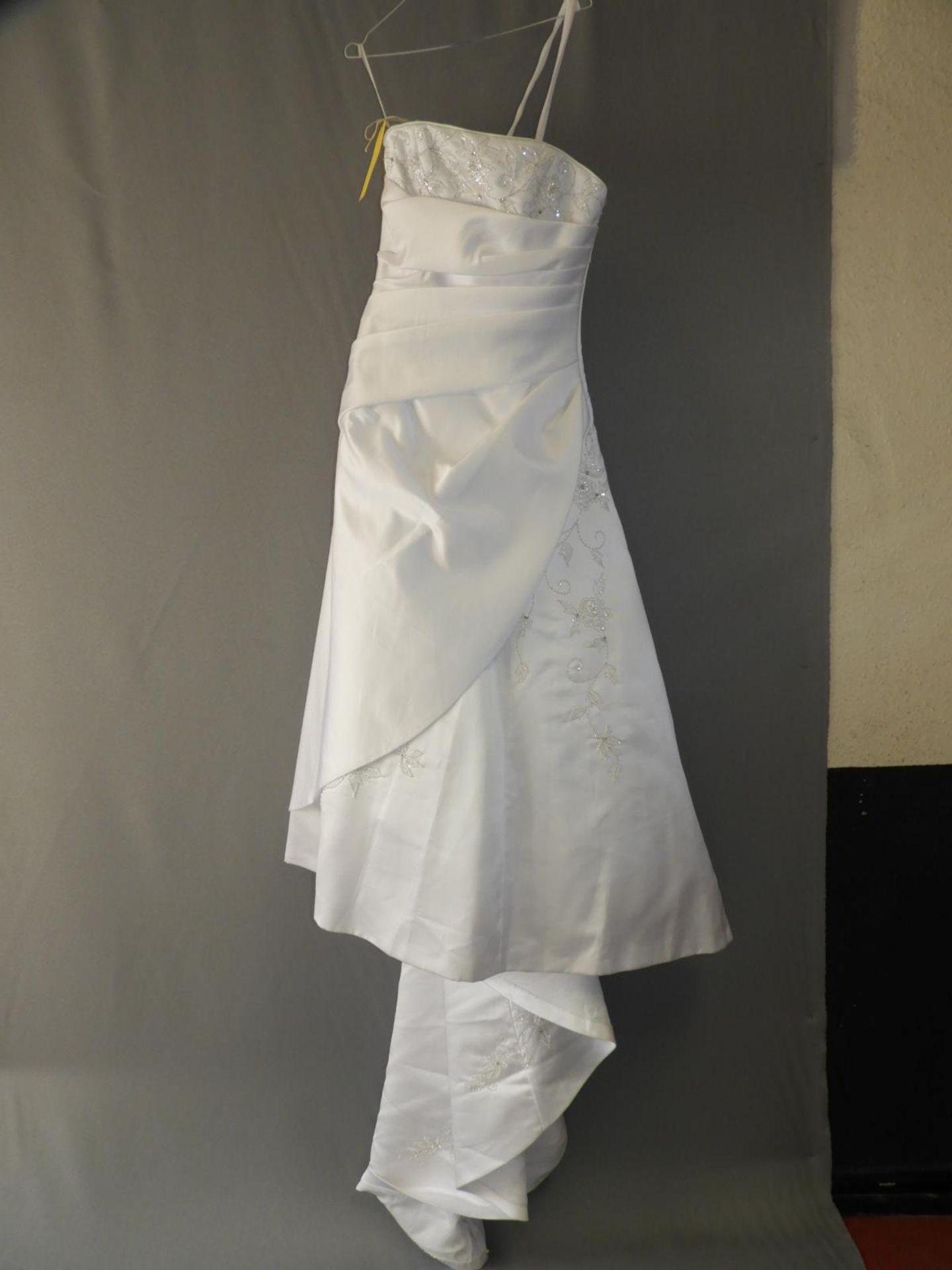 *Jade Daniels Wedding Dress Size: 10