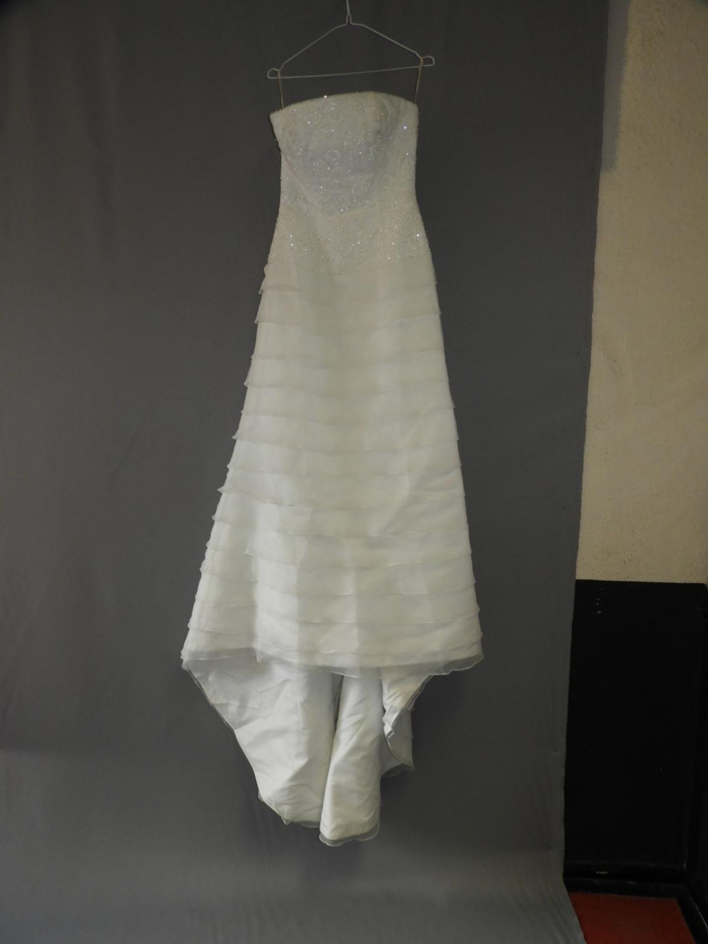 *Alfred Sung Wedding Dress Size: 10