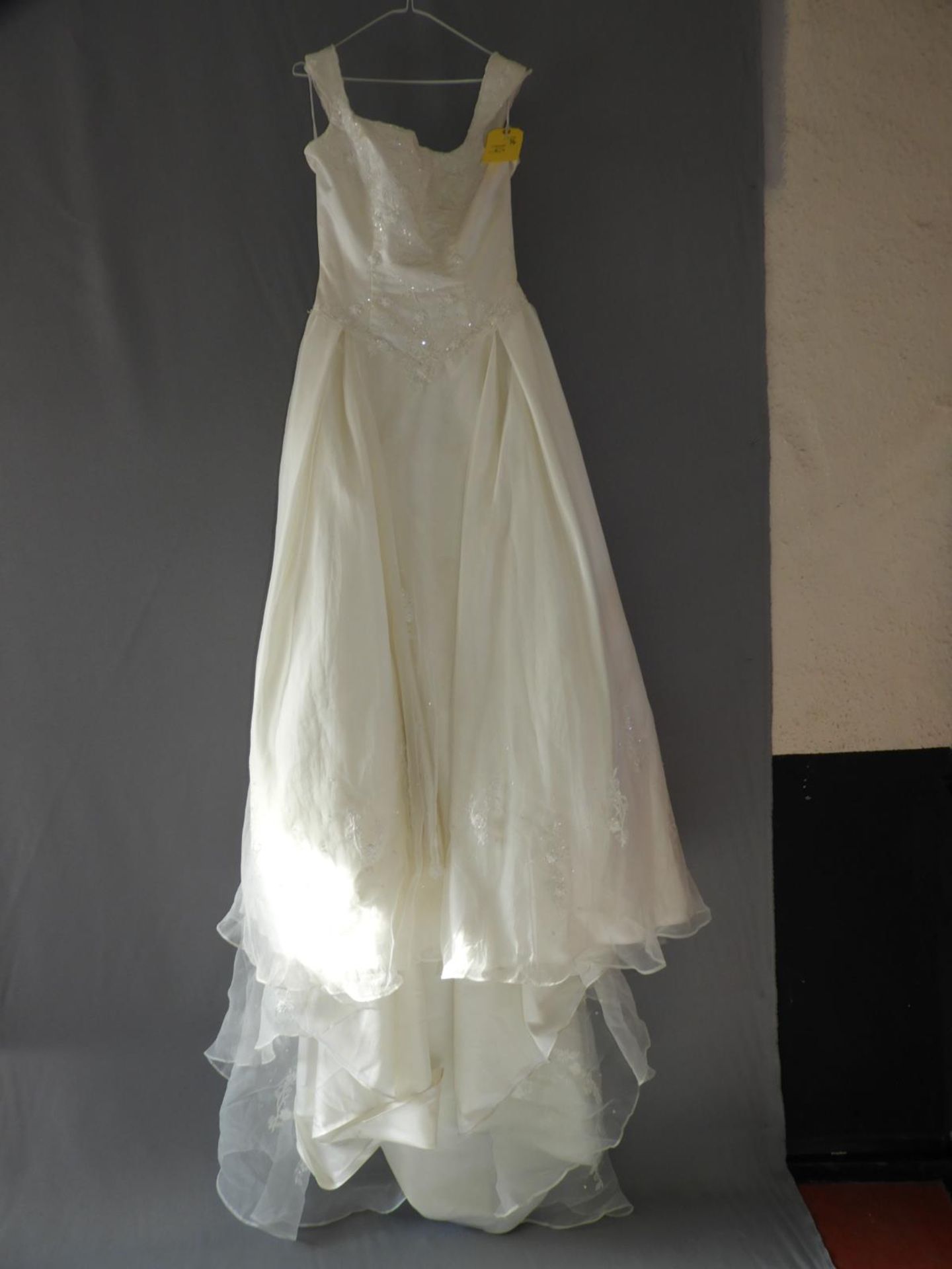 *Jai Bridal White Wedding Dress