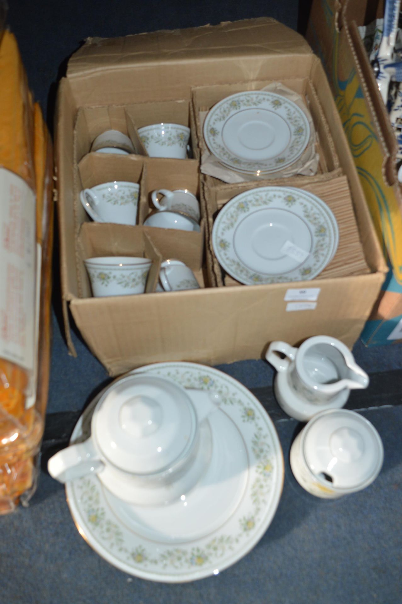 Boxed Portuguese Dinner Set