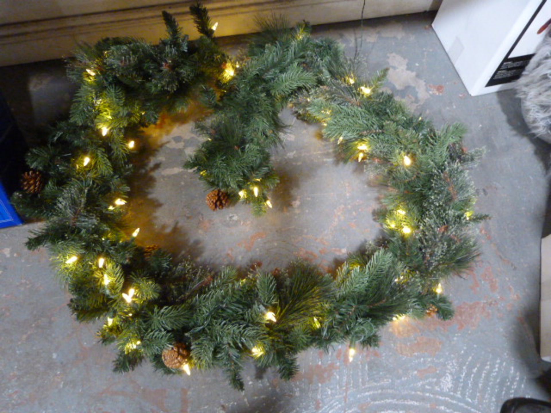 *9ft Christmas Garland