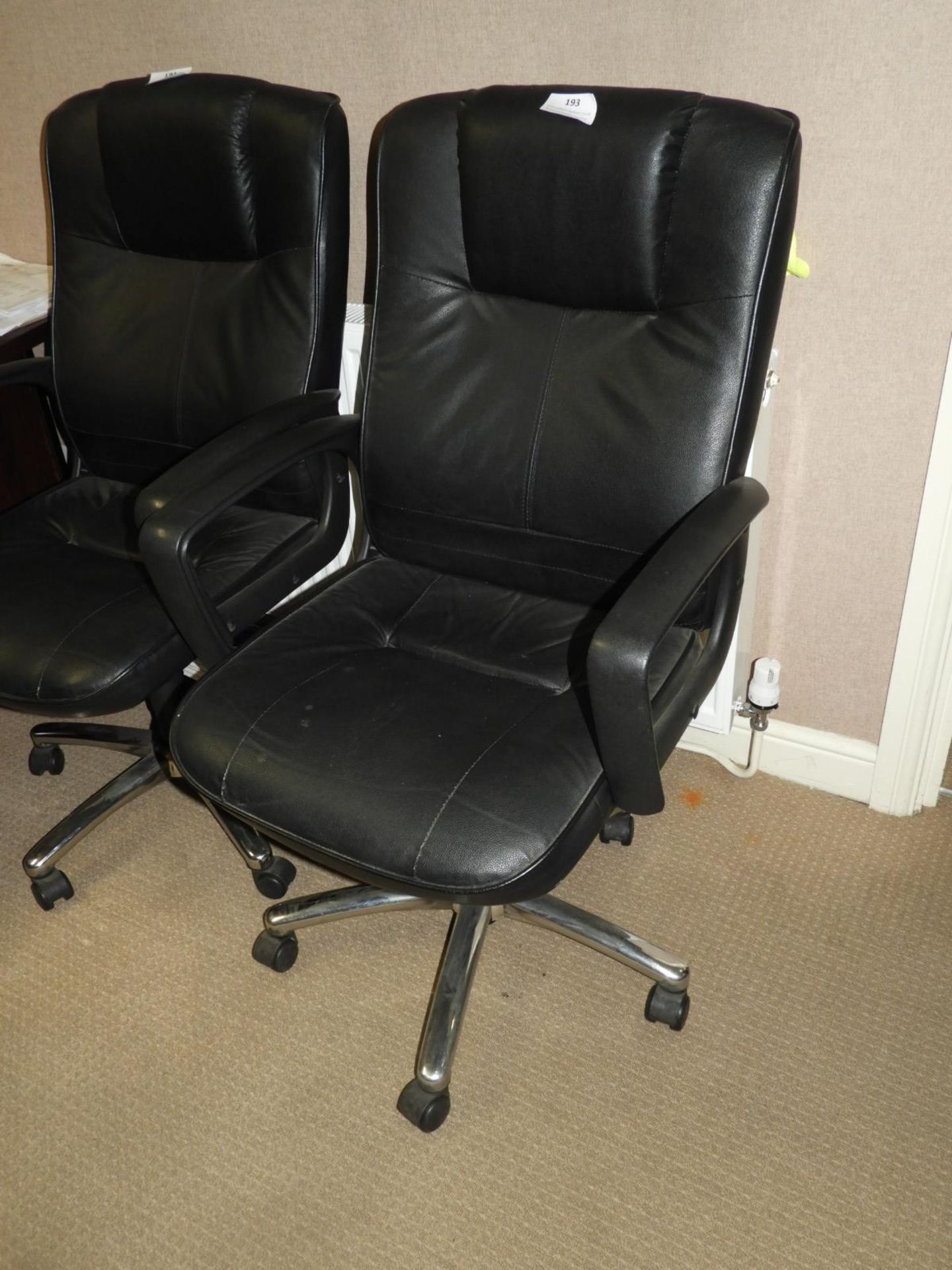 *Executive Swivel Chair (Charcoal)