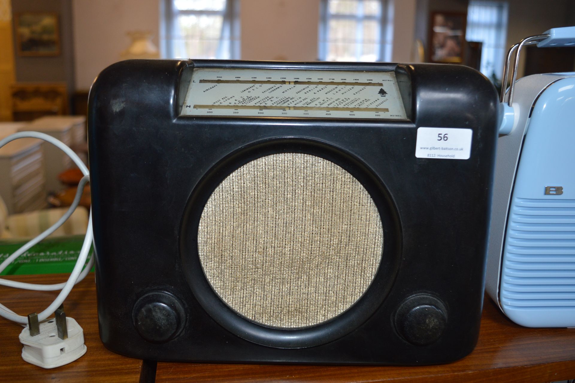 Vintage Bakelite Radio