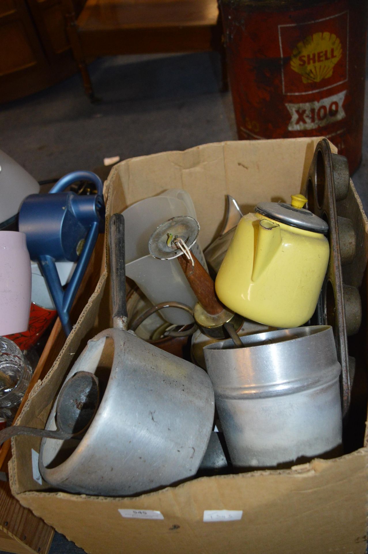 Box Containing Assorted Enamelware, Kitchenalia, a