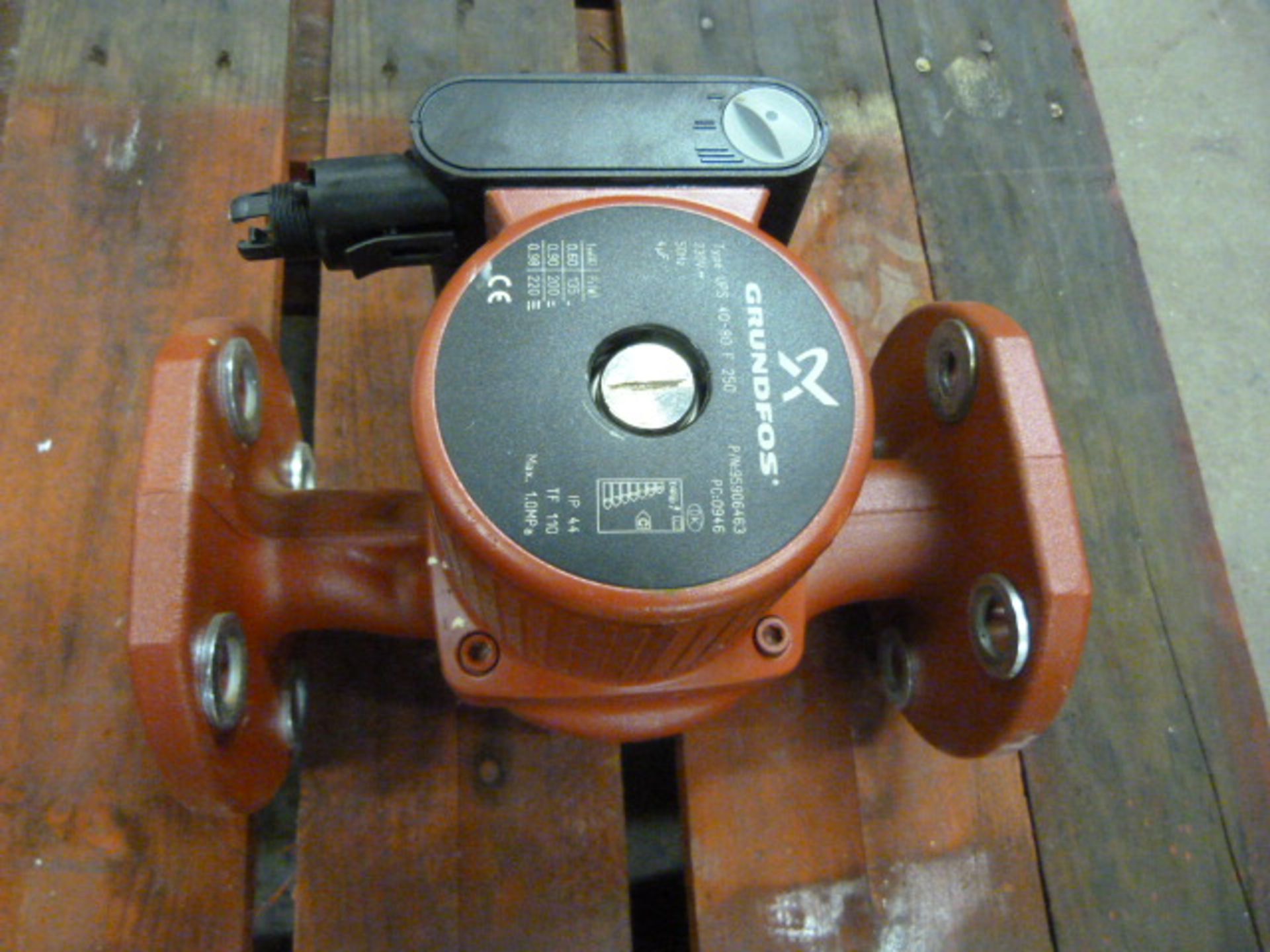 *Grundfos 230v Pump