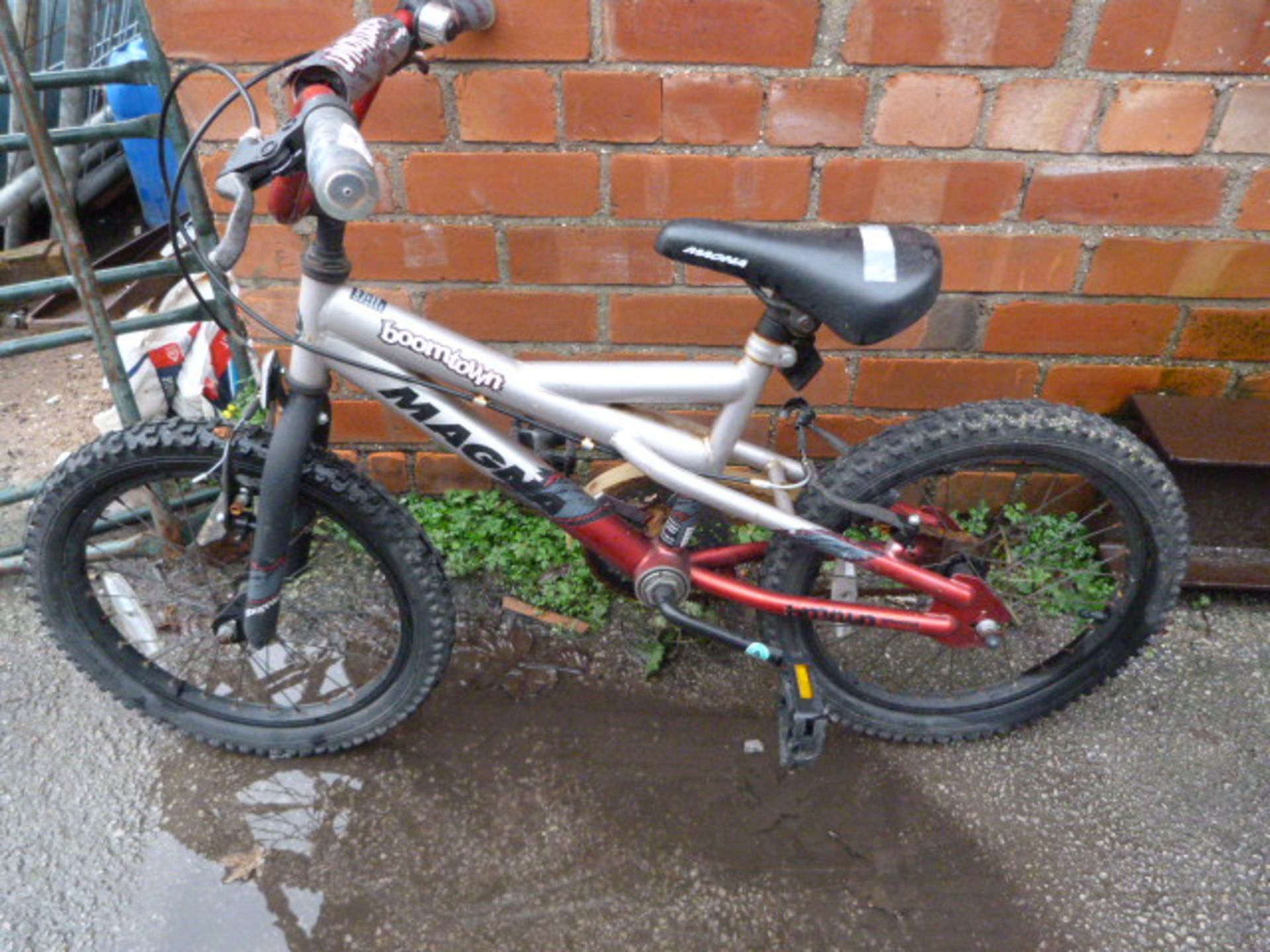 Magna Boomtown Boys Bicycle