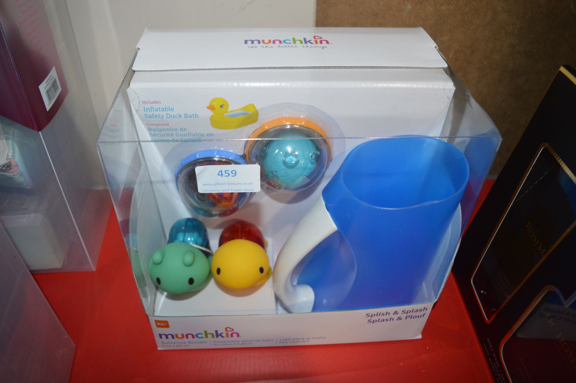 *Munchkins Bathroom Set with Inflatable Safety Duc