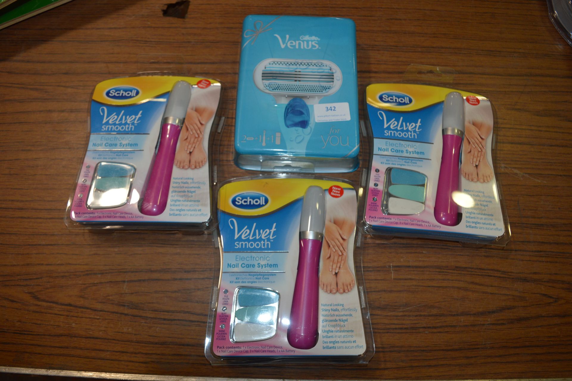 *Gillette Venus Razor & Gel Set, and The Electroni