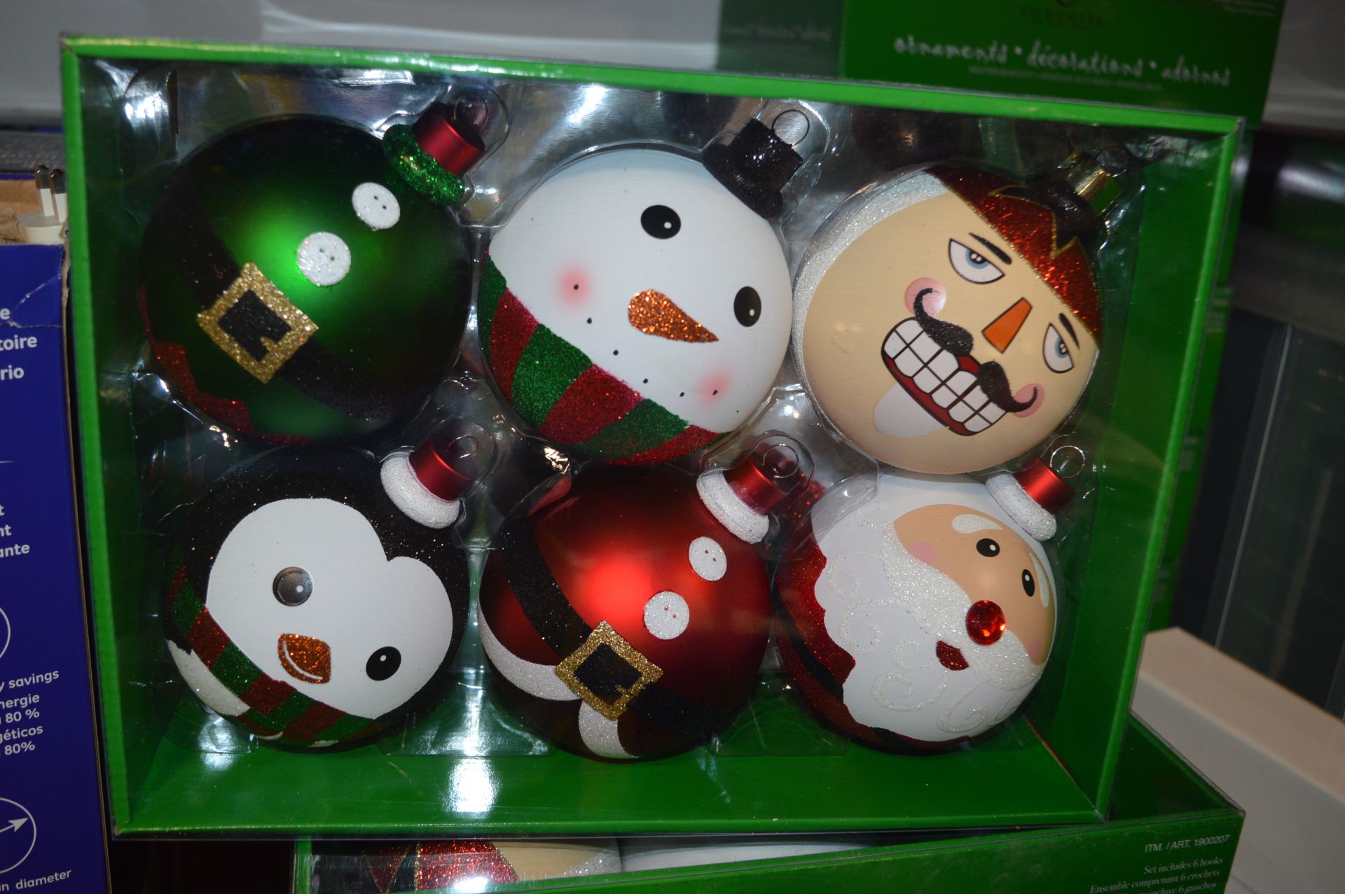 *C.G. Hunter Christmas Baubles 6pk