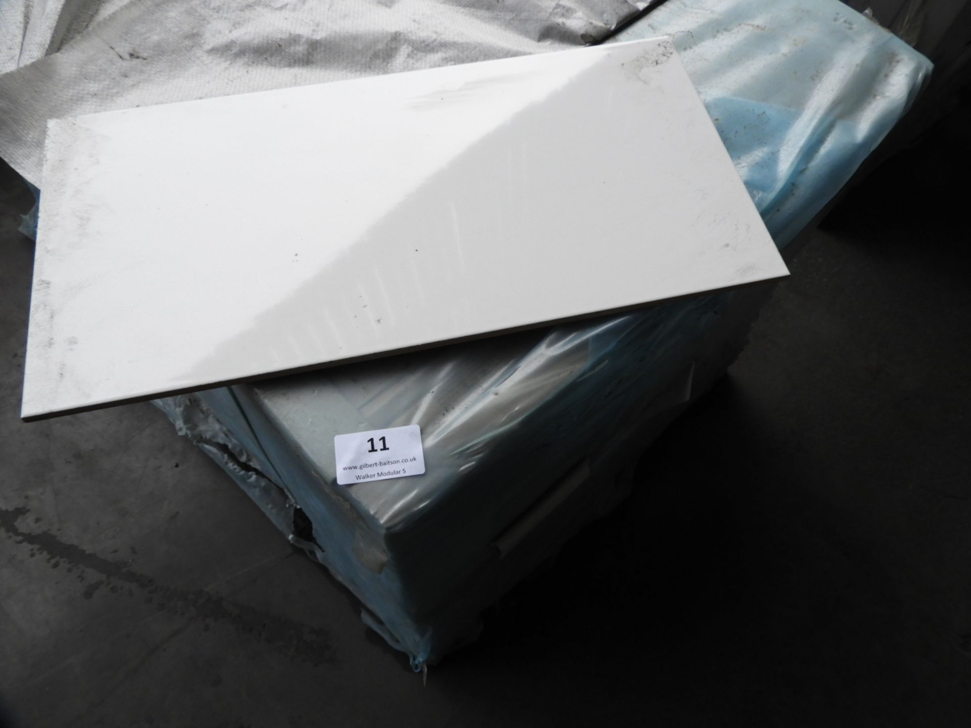 *Pallet Containing 51.84m^2 of 30x60mm White Ceramic Tiles