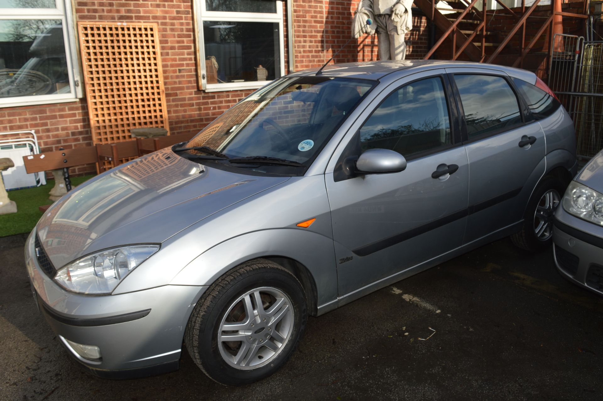 Ford Focus 1.6 Automatic Reg: YB04 VMF Mileage: 41,000 Miles, MOT; December 2020