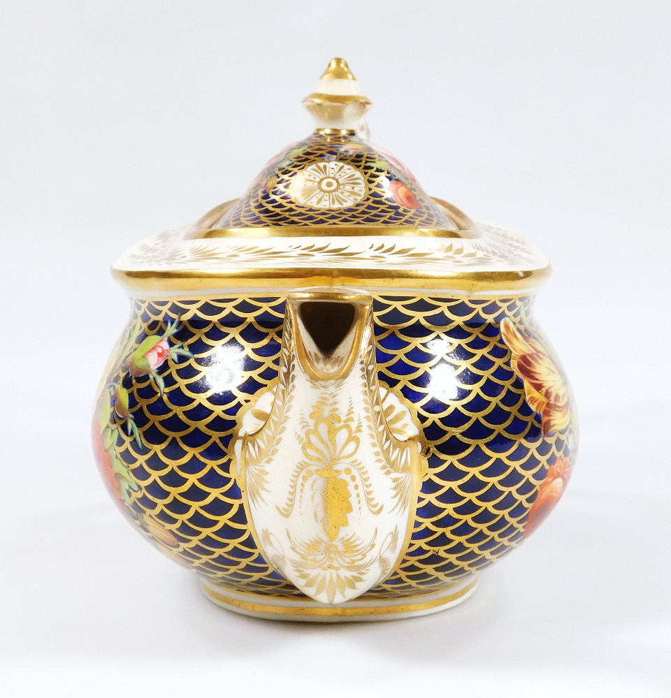 An early 19thC Spode teapot and cover, decorated with large flower sprays on a blue scale ground, - Image 2 of 9