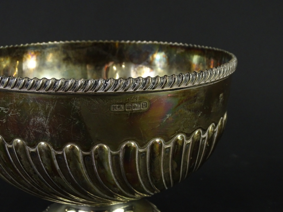 An Edwardian silver rose bowl or cup, with gadrooned border, part fluted decoration, on a domed - Image 2 of 2