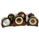 Six various mantel clocks, to include an early 20thC example in an oak case, a Continental timepiece
