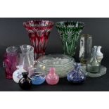 Miscellaneous glass, to include some Swedish pieces, two similar green and red overlay vases etc.