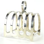 A George VI silver five bar toast rack, with loop handle, Sheffield 1943, by R.F. Mosley & Co,