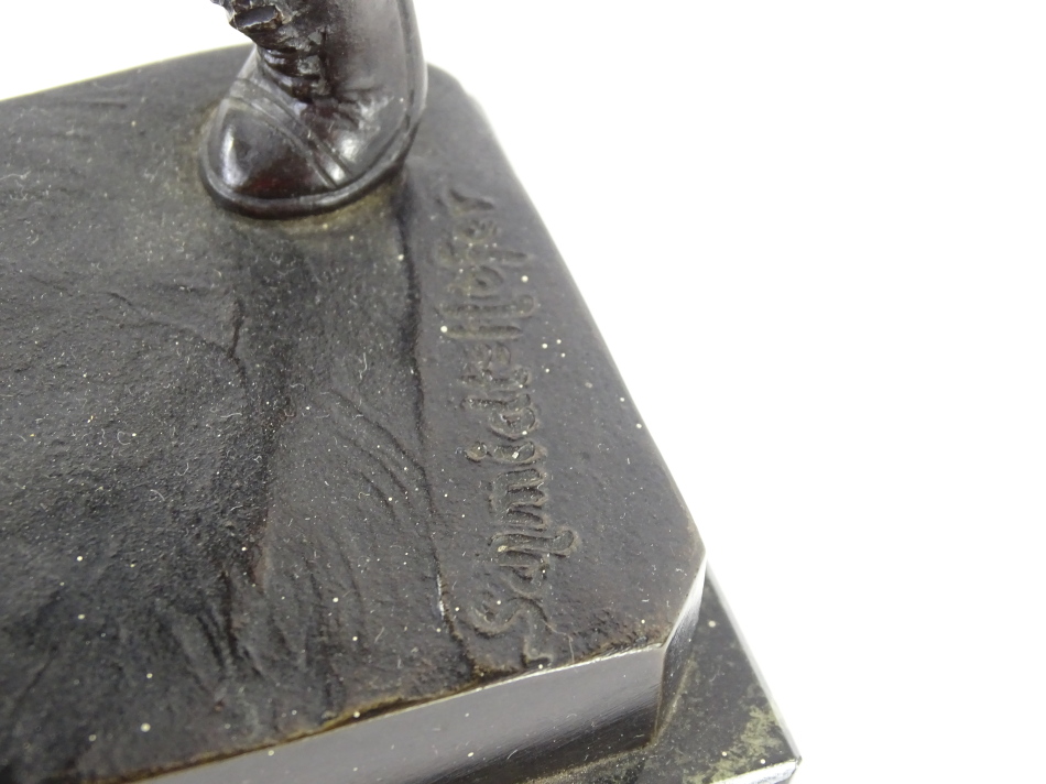 After Otto Schmidt - Hofer. Figure of a golfer, on a marble base, 44cm H. - Image 2 of 2