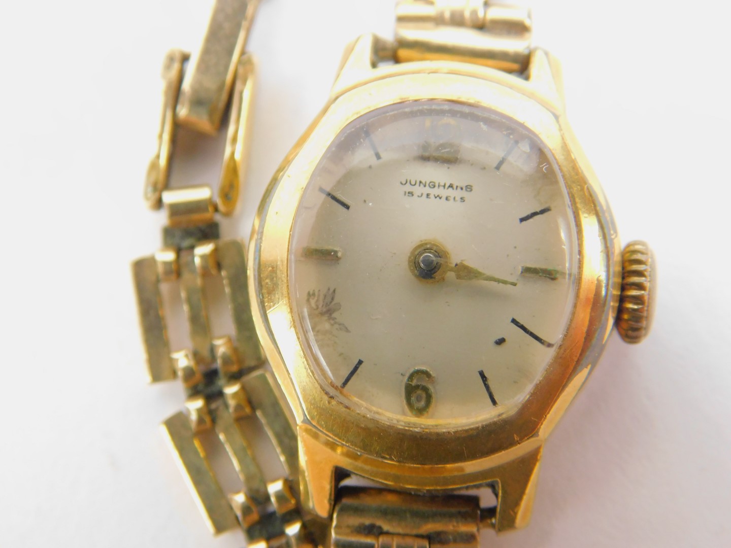 An Accurist lady's 9ct gold wristwatch, silvered dial with gold batons, on a textured gold bracelet, - Image 3 of 3