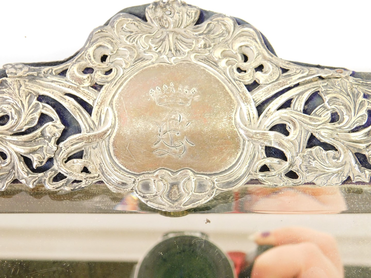 An Edwardian silver mounted rectangular dressing mirror, the frame decorated with Art Nouveau - Image 2 of 3