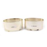 A pair of silver oval napkin rings, cased, Sheffield 1997, 2.05oz.