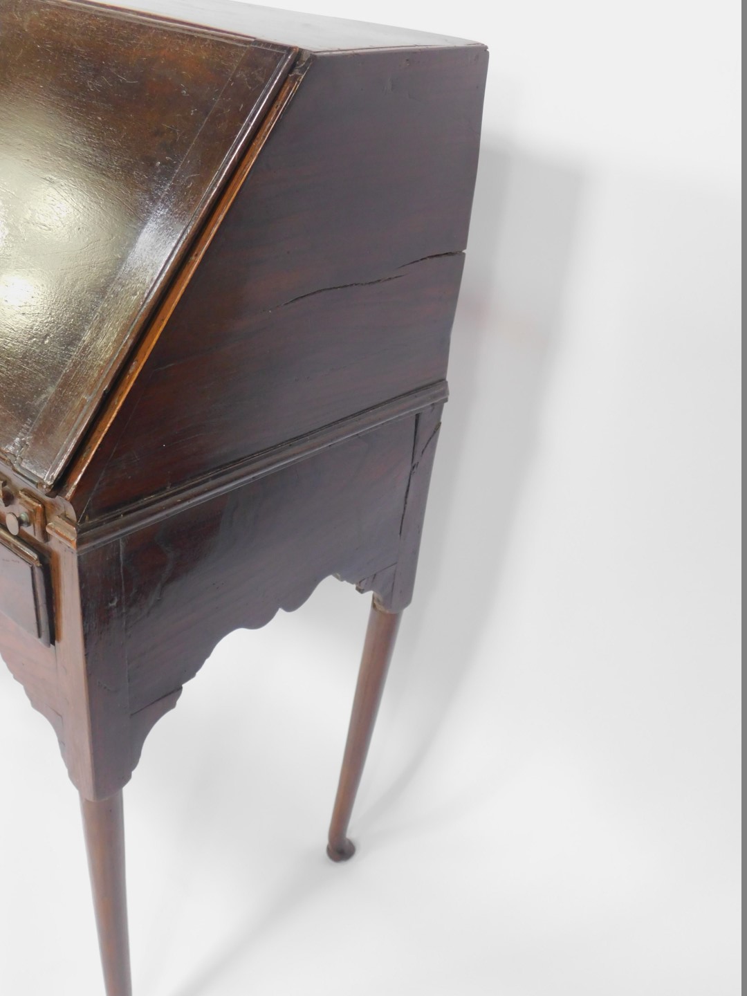 A George II oak bureau on stand, the fall flap opening to reveal an inlaid central door, flanked - Image 4 of 4