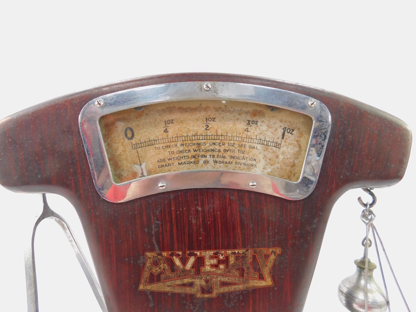 A set of early 20thC W & T Avery Ltd grocery scales, Regd no.694226, metal with a faux wood - Image 2 of 3