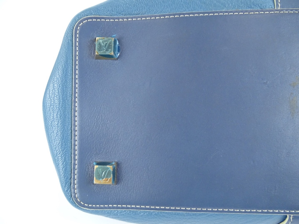 A Louis Vuitton Angers PM handbag, in blue suhari leather, with brass hardwear, stamped Louis - Image 5 of 5