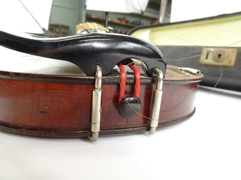 A Jerome Lamy violin, with single piece back, labelled to interior Dulcis et Fortis, length of - Image 5 of 8