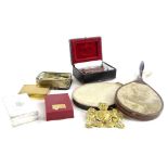 Miscellaneous items, to include pen knives, a gilt metal crest, small silver plated sandwich box,