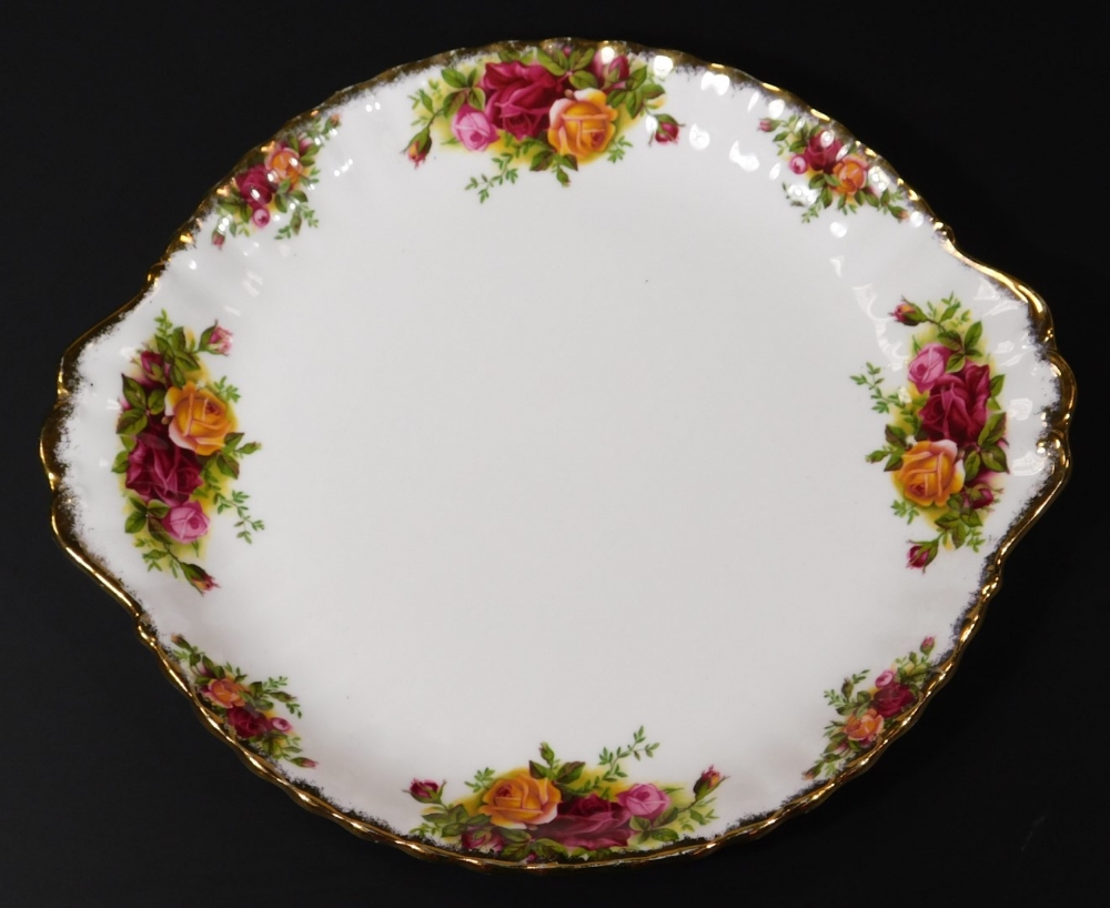 A Royal Albert Old Country Roses part tea service, to include serving plate, 26cm W, sugar bowl, - Image 2 of 3