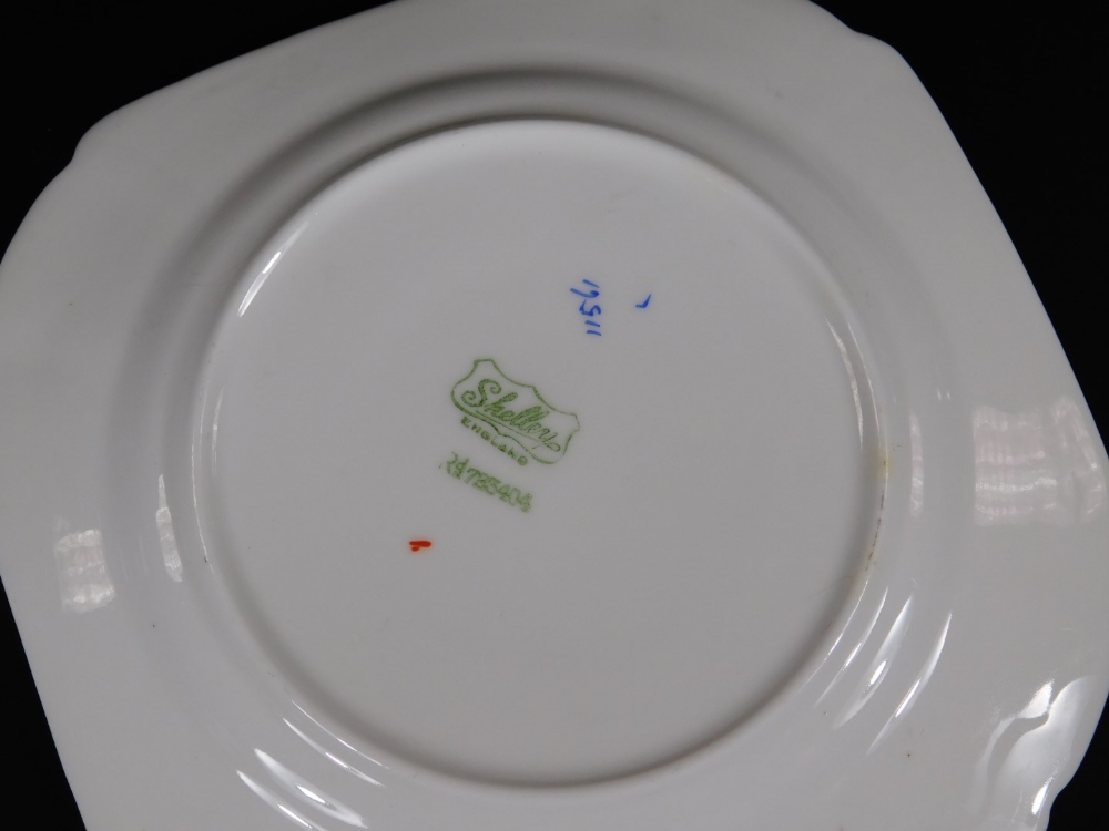 A Shelley Blue Iris pattern tea service, comprising two sandwich plates, 24cm W, sugar bowl, milk - Image 3 of 4