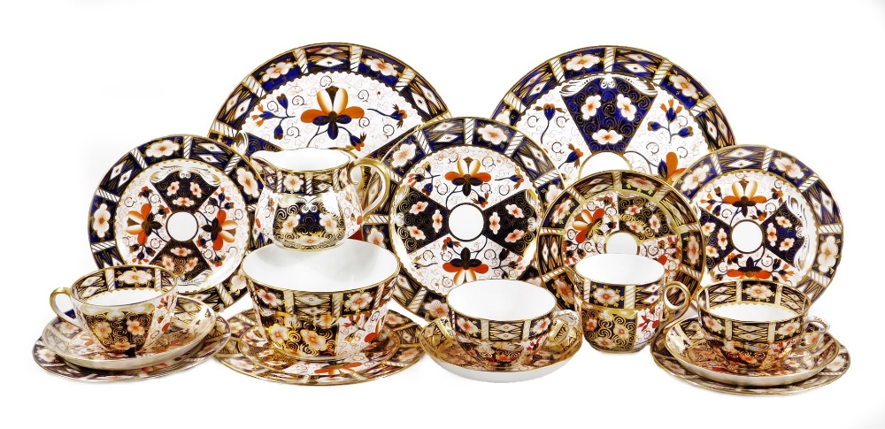 A Royal Crown Derby Imari pattern part tea service, to include two serving plates, 23cm Dia. cups,