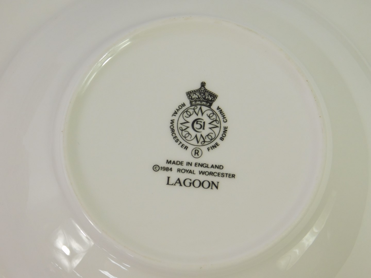 A Royal Worcester porcelain part dinner and coffee service, decorated in the Lagoon pattern, - Image 4 of 4