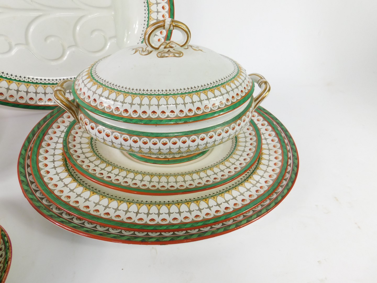 A Minton late 19thC pottery part dinner service, decorated in the Venetian pattern, comprising three - Image 2 of 5