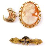 A 9ct gold and shell cameo, bust portrait of a lady, Victorian 9ct gold and sapphire set horseshoe