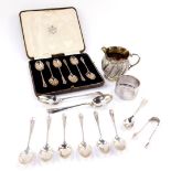 A set of six George V silver coffee spoons, cased, Sheffield 1929, six George V silver rats tail