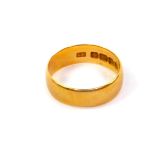A 22ct gold wedding band, size N, 4.6g.