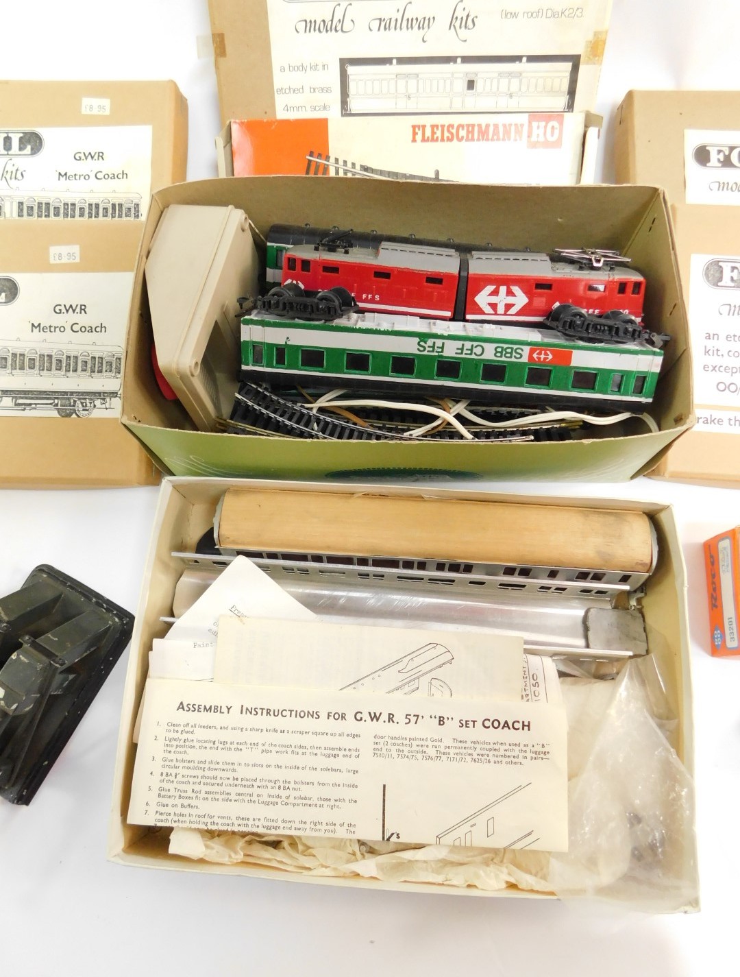 Five Fourmil model railway kit coaches, unmade, boxed, Roco HO Little E gauge tank locomotive, - Image 2 of 3