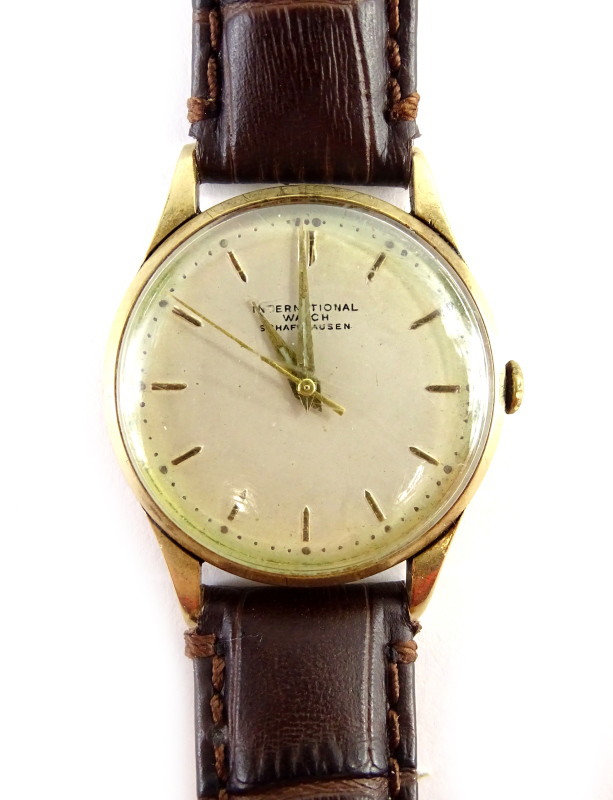 An International Watch Company (IWC) Schaffhausen 9ct gold gentleman's wristwatch, with circular